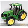 Image 1 : JOHN DEERE TRACTOR WITH SOUND