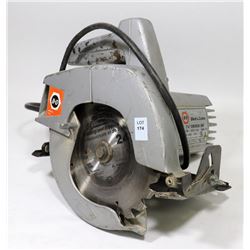BLACK & DECKER CIRCULAR SAW