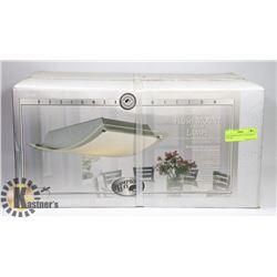 NEW HAMPTON BAY FLUSH MOUNT 7-1/2" HALOGEN FIXTURE