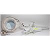 Image 1 : LOW HEAT MAGNIFYING LAMP, WITH TABLE CLAMP &