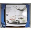 Image 1 : TOKES 23PC FONDUE SET WITH LAZY SUSAN.