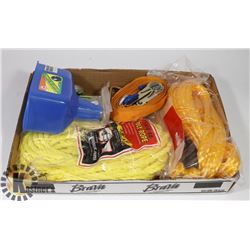 FLAT OF ASST INCL POLY ROPE, RATCHET STRAP AND