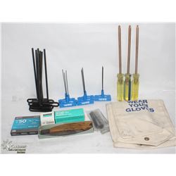 BOX OF ASSORTED HAND TOOLS INCL ALLAN KEYS AND