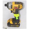 Image 1 : DEWALT 20V IMPACT DRIVER WITH BATTERY