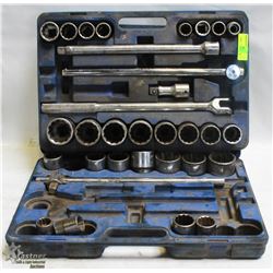 2 INCOMPLETE WESTWARD LARGE SOCKET SET WITH
