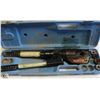 Image 1 : BURNDY INCOMPLETE PORTABLE HYDRAULIC CRIMPING TOOL