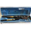 Image 1 : BURNDY INCOMPLETE PORTABLE HYDRAULIC CRIMPING TOOL
