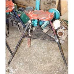 PORTABLE HD RIDGID TRISTAND CHAIN VISE