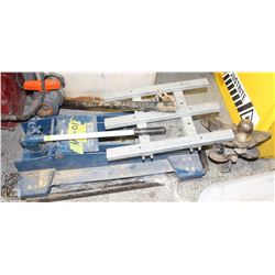 POWERFIST 600LB TRANSMISSION JACK.