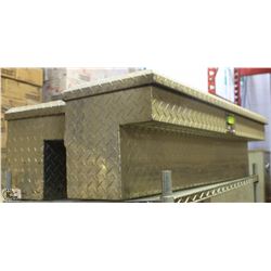 PAIR OF 3FT ALUMINUM CHECKER PLATE SIDE TRUCK TOOL