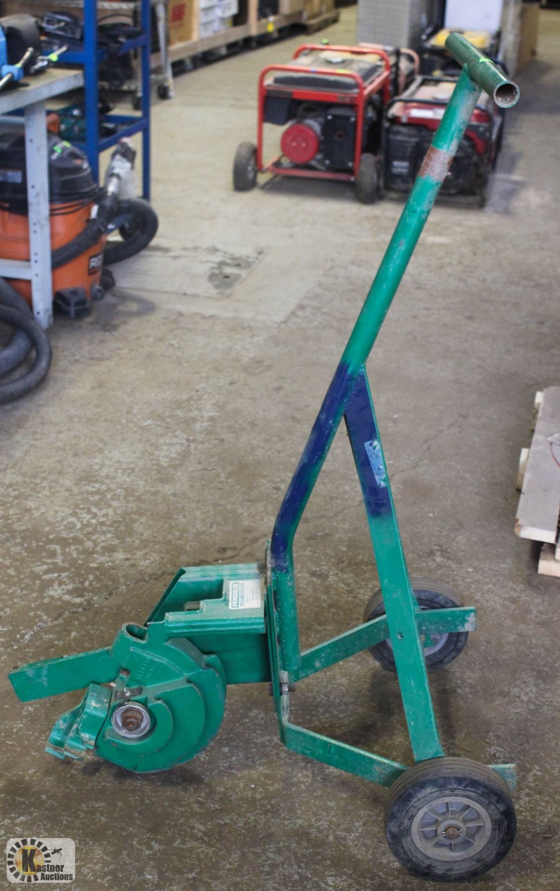 GREENLEE HEAVY DUTY PIPE BENDER ON WHEELS - ON - Kastner Auctions