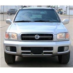 2002 NISSAN PATHFINDER LE