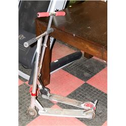 PAIR OF FOLDABLE SCOOTERS