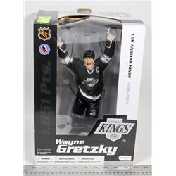 LA WAYNE GRETZKY COLLECTIBLE FIGURE