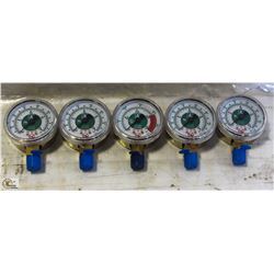 LOT OF FOUR 200 PSI & ONE 4000 PSI PRESSURE GAUGES