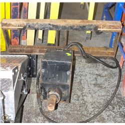 LOWE 750 RT30 AUGER DRIVE HEAD.