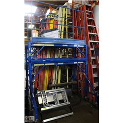 HEAVY DUTY BAKER-STYLE SCAFFOLD SYSTEM WITH