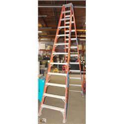 12FT ALUMINUM & FIBRE GLASS LOUISVILLE LADDER