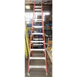 10FT ALUMINUM & FIBREGLASS LADDER - ON CHOICE