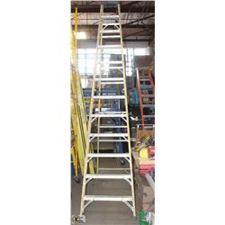 12FT ALUMINUM & FIBREGLASS LADDER - ON CHOICE