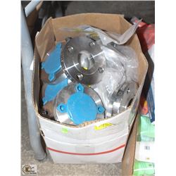 LARGE BOX OF METAL SPACERS FOR PULLEYS & SPROCKET