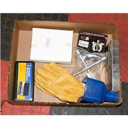 BOX W/ E-CLOPS, MINI FLASHLIGHTS, GREA PULLER,