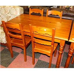 PINE TABLE WITH 4 MATCHING CHAIRS. FURNITURE