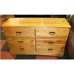 MAPLE 6 DRAWER DRESSER, 49"X16"X31".