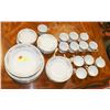 Image 1 : 43PC BANBURY PORCELAIN CHINA SET.