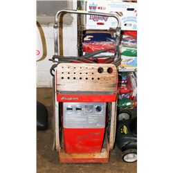 SNAP ON MODEL BC5500 BATTERY CHARGER WITH CART