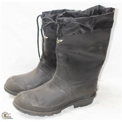 PAIR OF NEW BAFFIN STEEL TOE RUBBER BOOTS