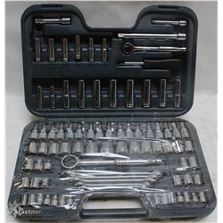 85 PIECE MASTERCRAFT SOCKET SET, NO LATCHES ON