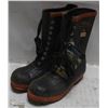 Image 1 : VIKING SIZE 11 STEEL TOE RUBBER BOOTS