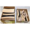 Image 1 : 2 BOXES OF ASSORTED WIRE BRUSHES