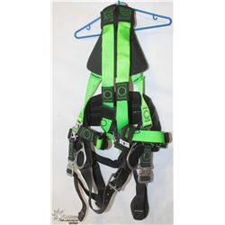 MILLER REVOLUTION FULL BODY SAFETY HARNESS
