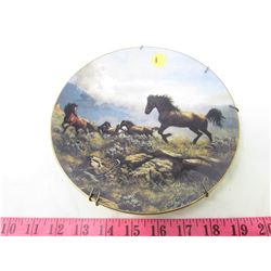 COLLECTIBLE PLATE (HORSES "DISTANT THUNDER") *BY PERRIS CLAYTON WEIRS* (PLATE # 550 B)