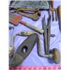 Image 3 : LOT OF VINTAGE FARM TOOLS AND METAL DUSTPAN