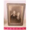 Image 2 : LOT OF 2 PICTURES (GARDEN PICTURE FRAMED) *2 PEOPLE*