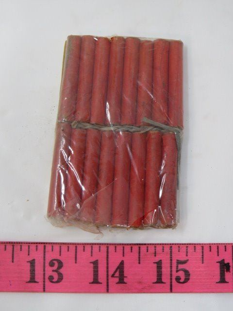 FIRECRACKERS (VINTAGE) *NOVELTY FIRECRACKER PACKAGE* (MUST BE PICKED UP ...
