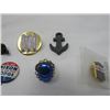 Image 3 : LOT OF 10 COLLECTIBLES (NIXON PIN, CP BUTTONS, ETC)
