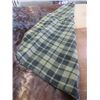 Image 5 : HORSE HIDE BLANKET (52" X 62.5")