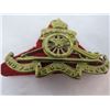 Image 2 : BADGE (UBI QUE CAP BADGE OF ROYAL ARTILLERY) *BRITISH*