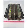 Image 1 : M. HOHNER BUTTON ACCORDIAN