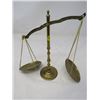 Image 2 : BRASS SCALE AND EASEL