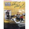 Image 2 : NHL 1996 Edition Starting Lineup Action Figure Plus NHL Hockey Hall of Fame Puck
