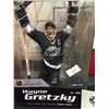 Image 2 : Wayne Gretzky Legends Action Figure Package has Damage, Opened + NHL Game Puck