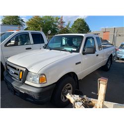 2007 FORD RANGER, 2DRPU, WHITE, GAS, AUTOMATIC, VIN#1FTZR44U07PA40159, 98,561KMS, RD,CD,AC, TIRE