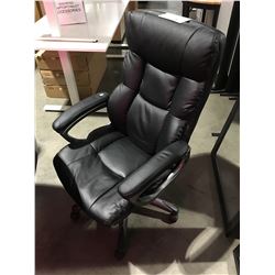 BLACK & GREY EXECUTIVE OFFICE CHAIR