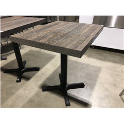 CONTEMPORARY RESTAURANT/CAFE SINGLE METAL PEDESTAL TABLE - 23.5  X 30 