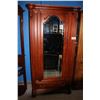 Image 2 : WARDROBE